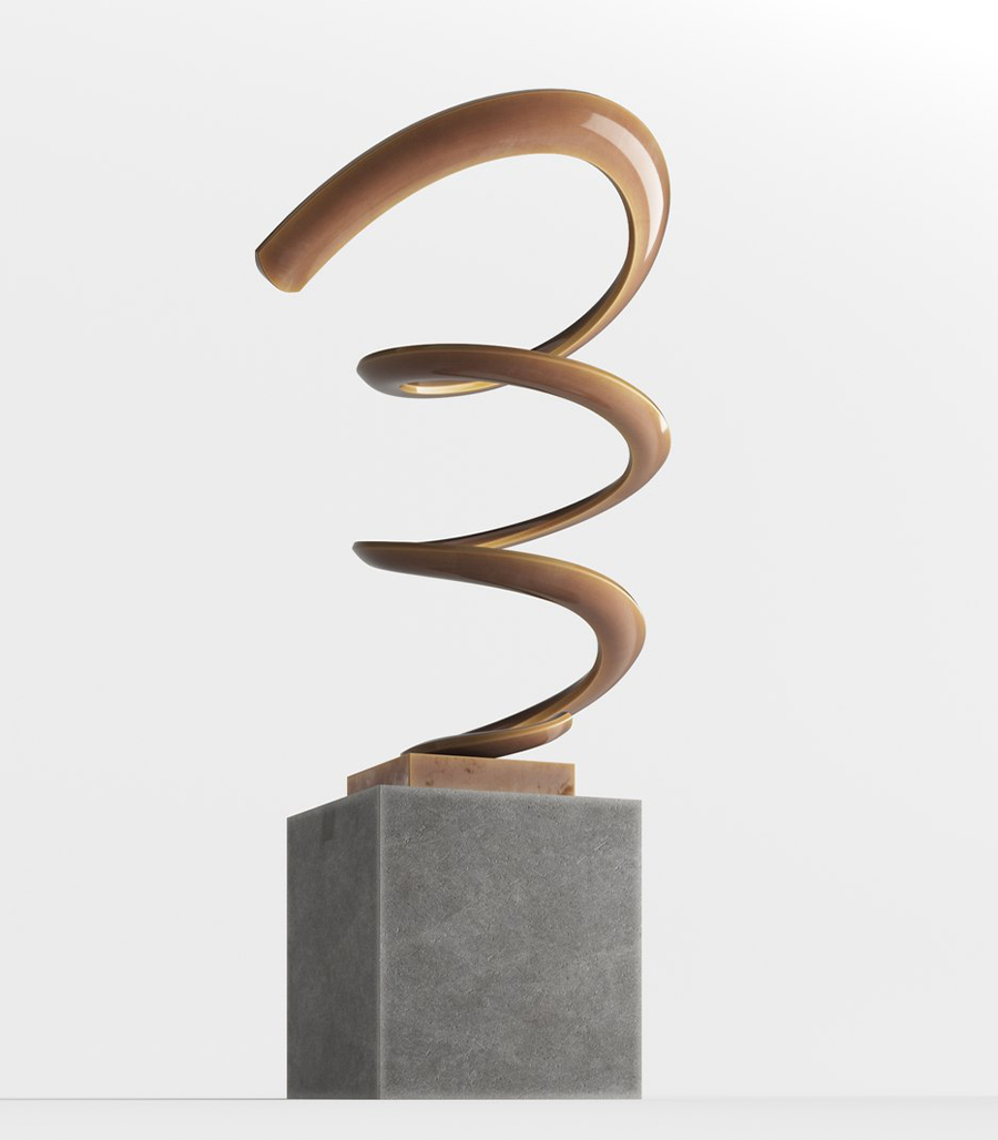 Trophée en cuivre au design hélicoïdal avec ruban métallique formant trois spirales superposées sur un socle cubique gris
